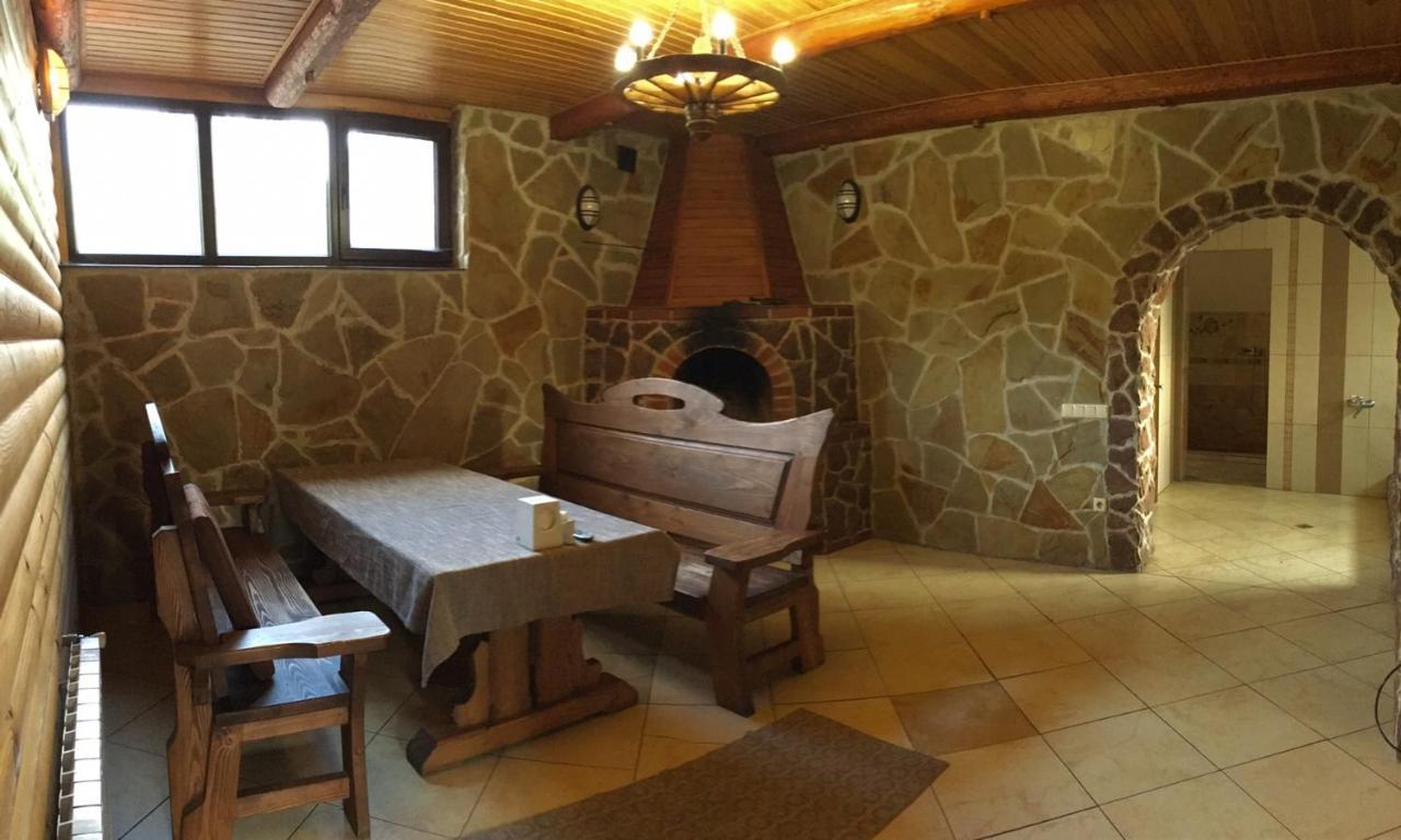 Hotel Sokolyne Gnizdo Korostov Exteriér fotografie