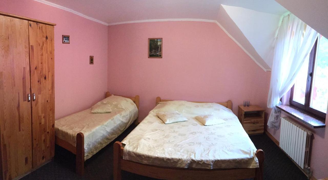 Hotel Sokolyne Gnizdo Korostov Exteriér fotografie