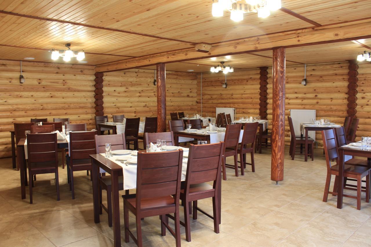 Hotel Sokolyne Gnizdo Korostov Exteriér fotografie